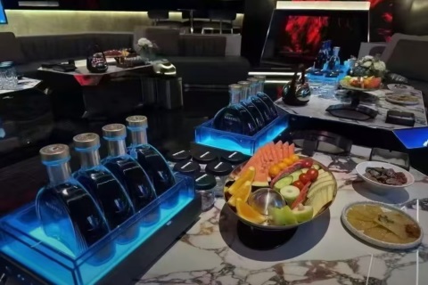 夜场酒水促销员招聘 日结1300-1800元提供住宿